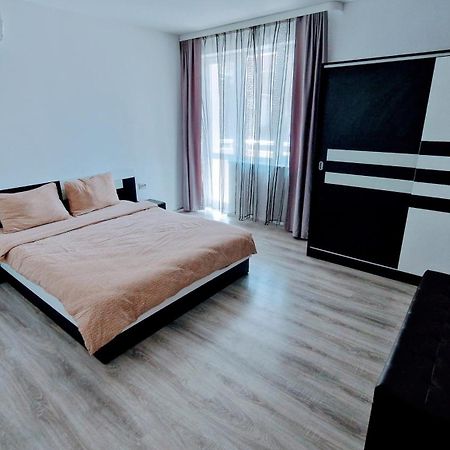 Water House Apartment Shumen Ngoại thất bức ảnh