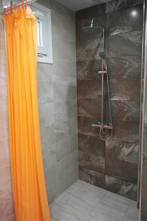 Water House Apartment Shumen Ngoại thất bức ảnh